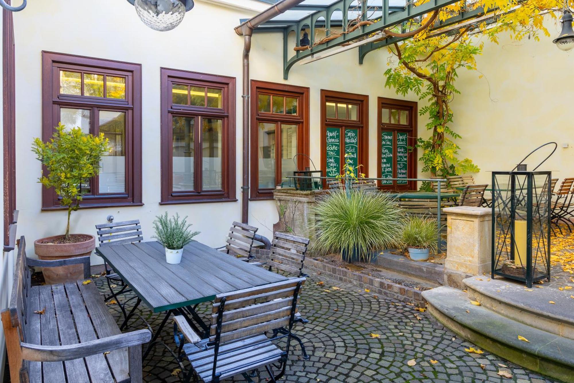 Hotel Alma Am Anger Erfurt Bagian luar foto
