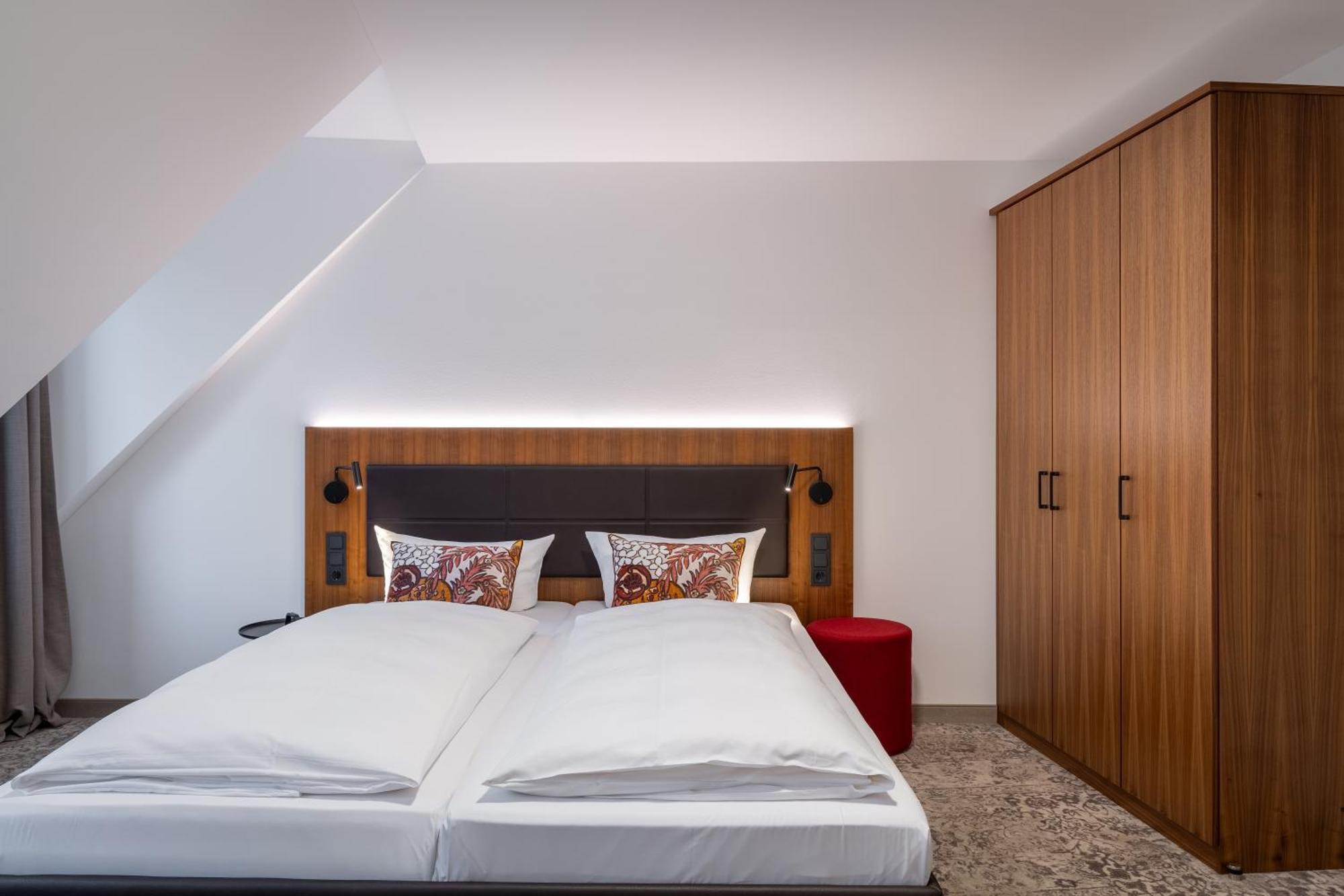 Hotel Alma Am Anger Erfurt Bagian luar foto