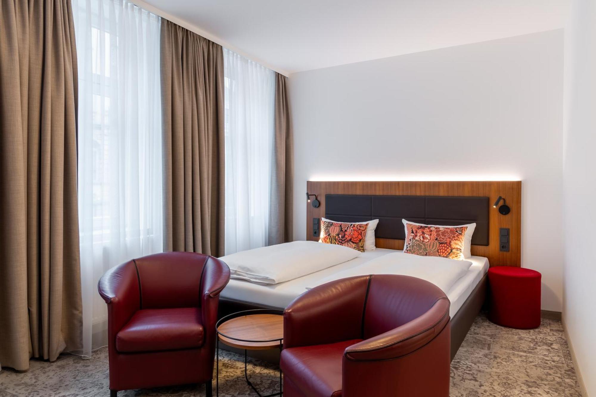 Hotel Alma Am Anger Erfurt Bagian luar foto