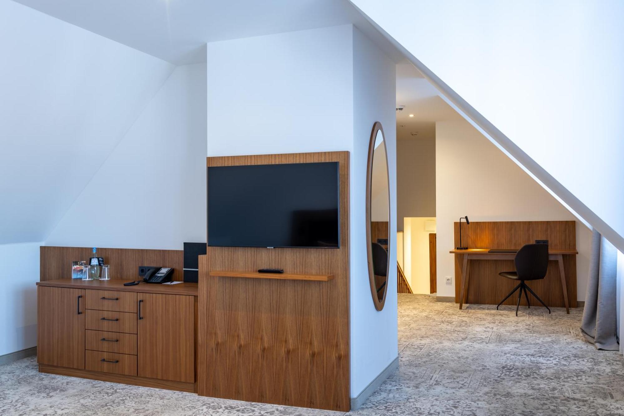 Hotel Alma Am Anger Erfurt Bagian luar foto